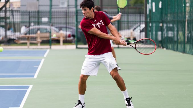 10.31_Sports_MensTennis_SydneySchaefer-3