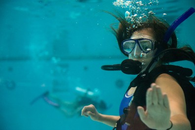 To participate in Guckin’s class, students are required to swim at least 10 laps. | Eric Dao TTN