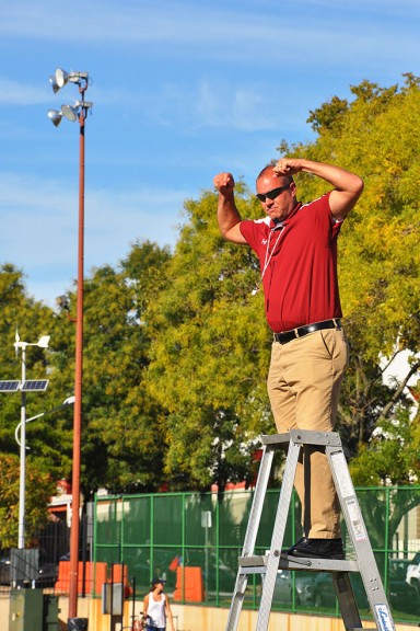  Director of the Temple University Marching Band, Matthew Brunner, conducts Wednesday afternoon band practice on the football field at 16th and Berks Streets. | Jacob Colon TTN