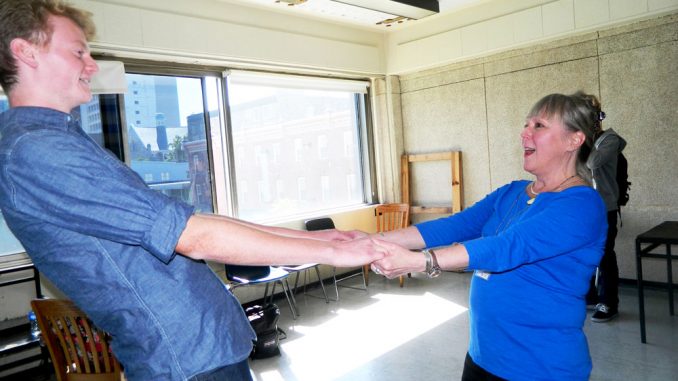 Cheryl Williams begins each class with an interactive warm up that often incorporates movement. | Sash Schaeffer TTN