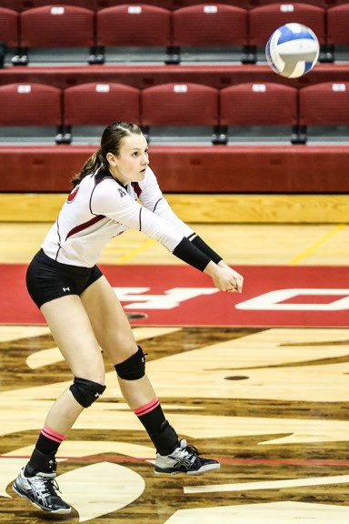 Freshman Caroline Grattan collected 14 kills in Temple’s win over Houston last Friday. | Hua Zong TTN