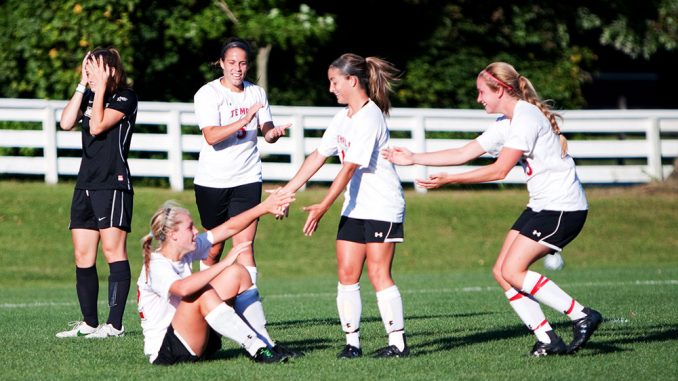 The women’s soccer team is off to the program’s best start since 2002 under first-year coach Seamus O’Connor. Still, the Owls are in the midst of a four-game losing streak after shutting out Houston in the conference opener. | Paul Klein TTN