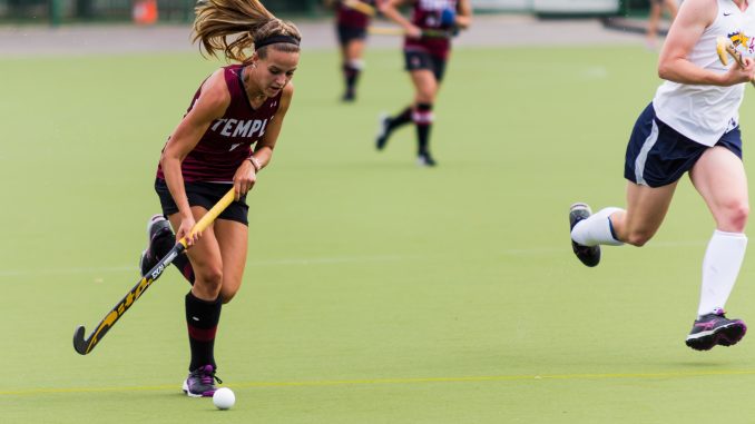 Amber Youtz advances the ball against Drexel on Sunday. Donald Otto | TTN