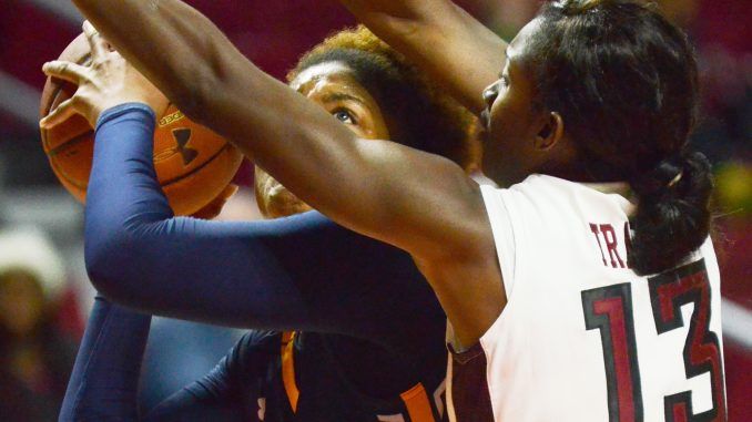 Junior forward Mama Traore defends La Salle guard Alicia Cooper during the team’s 75-72 win last Friday. Jenny Kerrigan | TTN