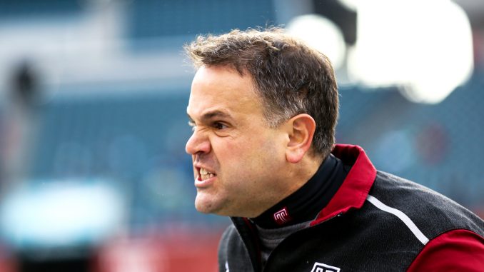 Coach Matt Rhule stands on the sideline during the Owls’ 14-6 loss to Cincinnati last Saturday. Rhule’s squad has dropped three straight games after starting the year 5-3. Hua Zong | TTN