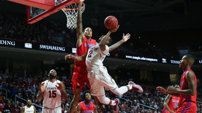 Senior guard Will Cummings drives to the basket during the Owls’ 77-59 win against Louisiana Tech last Wednesday night. Cummings had 15 points and six assists in the win. | Jenny Kerrigan TTN