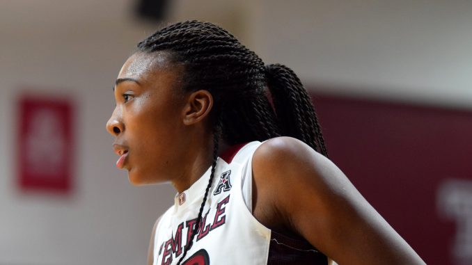 Donnaizha Fountain stands during the Owls’ 60-54 loss to the University of Pennsylvania on Jan. 21. | GENEVA HEFFERNAN TTN